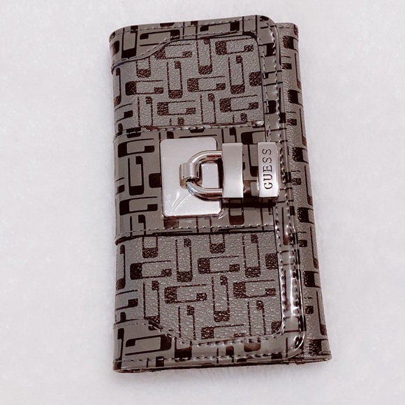 NEW GUESS TRIFOLD GREY LOGO WALLET - Picture 1 of 3